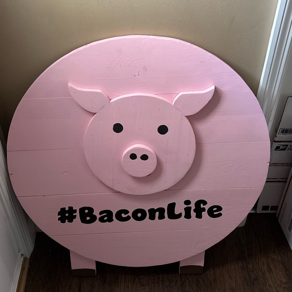 BACONWOMAN IS LIVE!!!
LIKE THIS NOTIFICATION TO KNOW WHEN I GO LIVE!!! - Picture 5 of 9